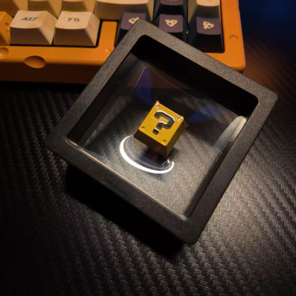 Tasto in Metallo Retro 8-Bit P - Gaming Keyboard Nearby recensione e prezzo